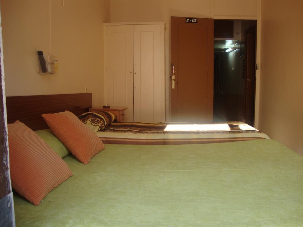 Hostel Turisol บาร์เซโลนา ห้อง รูปภาพ
