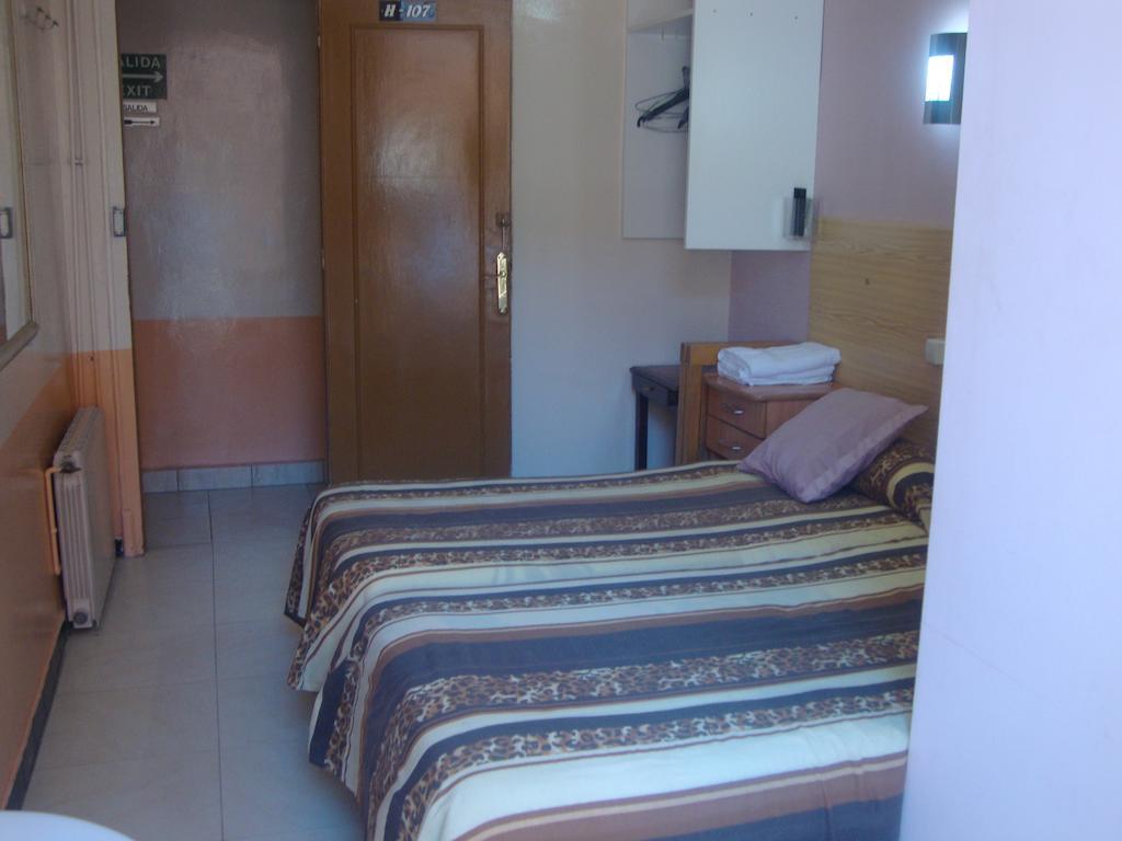 Hostel Turisol บาร์เซโลนา ห้อง รูปภาพ